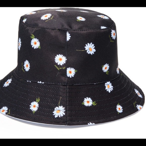 Alice+Olivia Reversible Bucket Hat - Picture 2 of 3